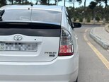 Toyota Prius-8