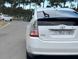 Toyota Prius-7