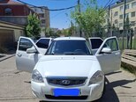 LADA (VAZ) Priora-1