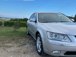 Hyundai Sonata-12