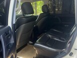 Toyota Land Cruiser-8