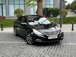 Hyundai Sonata-12