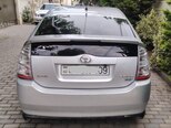 Toyota Prius-7
