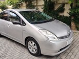 Toyota Prius-8