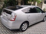 Toyota Prius-4