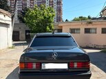 Mercedes 190-2