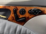 Mercedes E 320-11