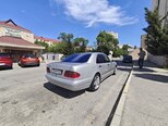 Mercedes E 240-4