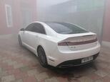 Lincoln MKZ-4