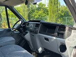 Ford Transit-18