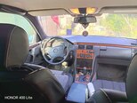 Mercedes E 200-2