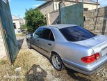 Mercedes E 200-7