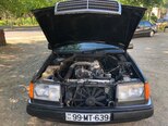 Mercedes 250 D-11