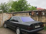 Mercedes 250 D-7