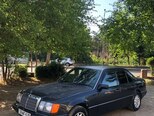 Mercedes 250 D-1