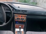Mercedes E 220-8