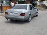 Mercedes E 220-3