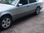 Mercedes E 220-2