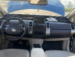 Toyota Prius-11