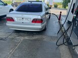 Mercedes E 270-8