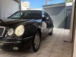 Mercedes E 240-4