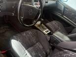 Mercedes E 240-8