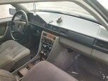 Mercedes 260 E-8
