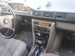 Mercedes 260 E-9