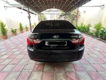 Hyundai Sonata-2