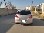 Nissan Tiida-12