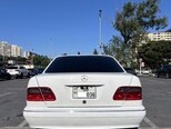 Mercedes E 240-2