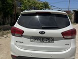 Kia Carens-7