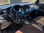 Kia Carens-11