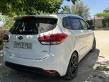 Kia Carens-4