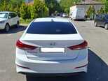 Hyundai Elantra-2
