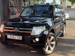 Mitsubishi Pajero-2