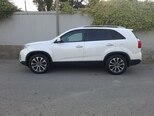 Kia Sorento-11