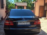 Mercedes E 220-3