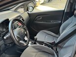 Kia Rio-10