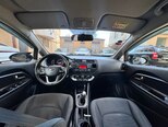 Kia Rio-12