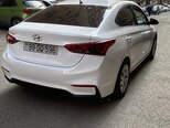Hyundai Accent-10