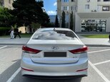 Hyundai Avante-2