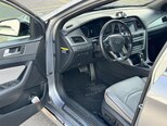 Hyundai Sonata-11
