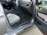 Hyundai Sonata-12