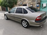 Opel Vectra-3