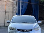Hyundai Elantra-2