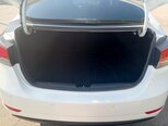 Hyundai Elantra-6