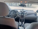Hyundai Elantra-3