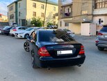 Mercedes E 240-3