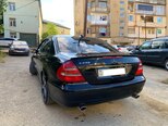 Mercedes E 240-4